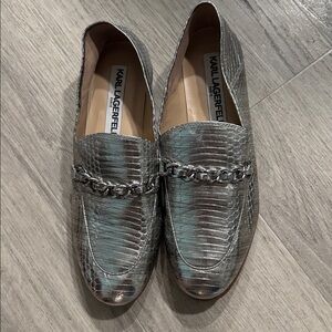 New Karl Lagerfeld Metallic Silver Chain-Trim Loafers 6.5M